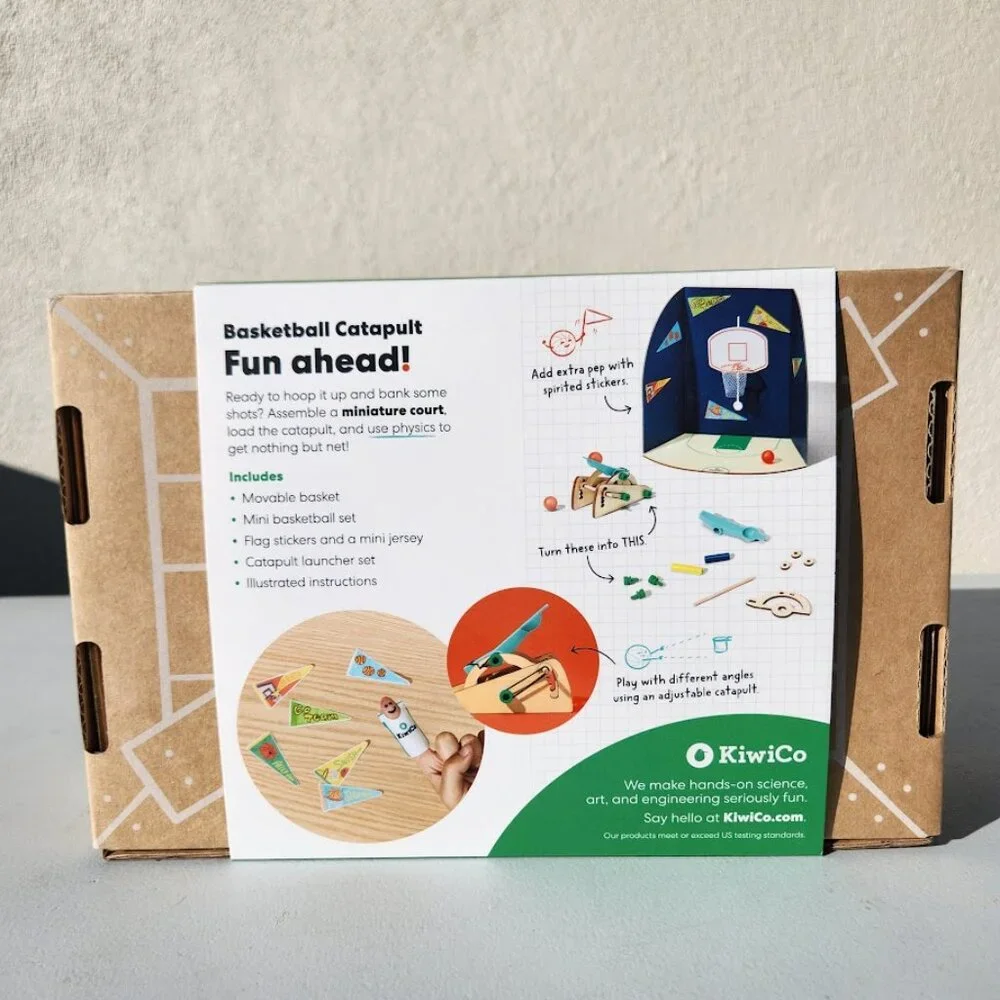 NEW KiwiCo. Kiwi Co. Basketball Catapult Arcade Toy Game Machine Physics Science